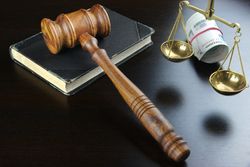 Астрент - ответственность за неисполнение судебного акта
